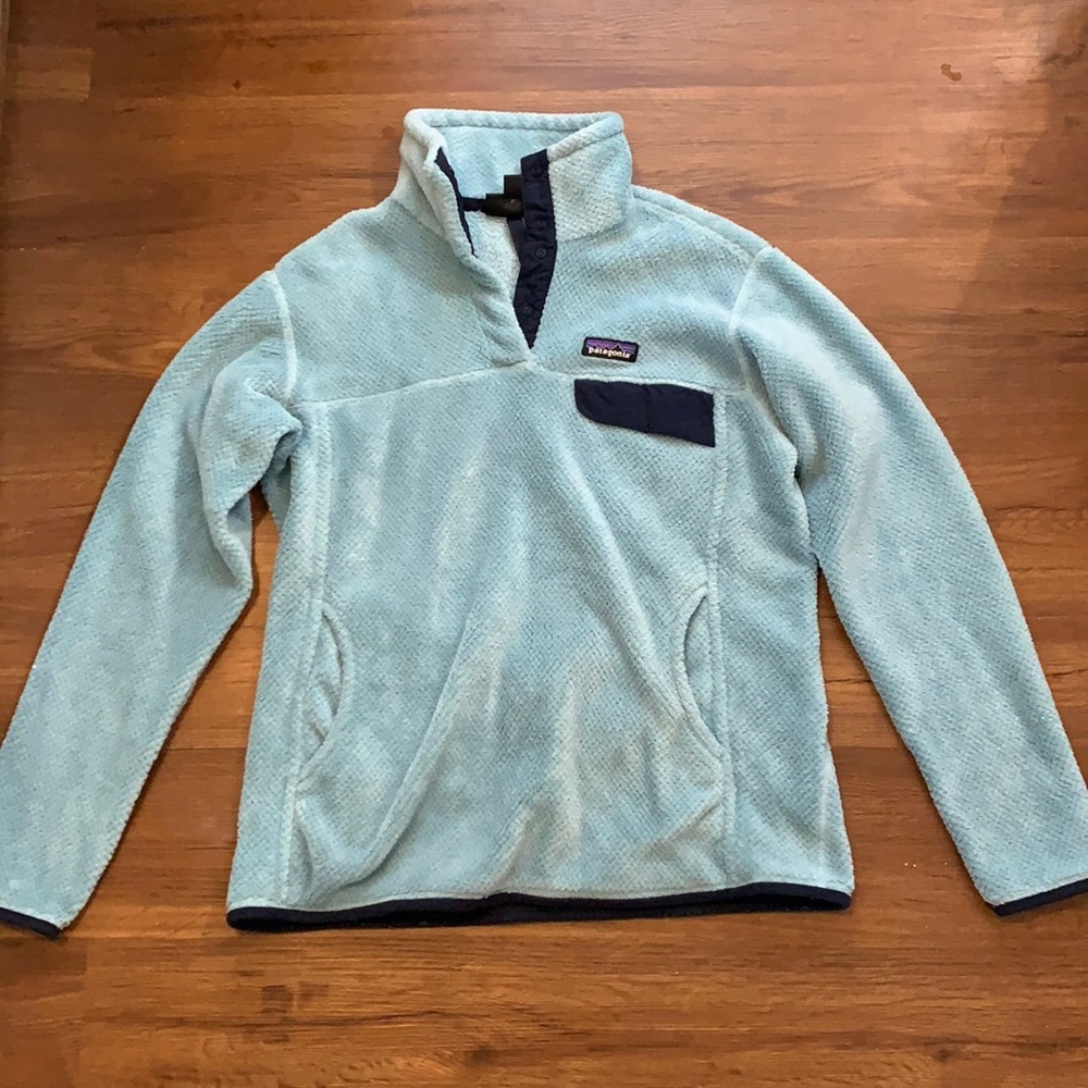 Women’s Patagonia pullover